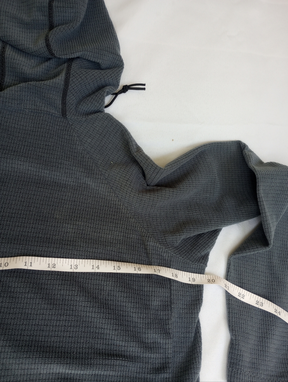 Melanzana Gray Microgrid Pullover with Yellow Logo Tag Flaw Women's M - Picture 3 of 10